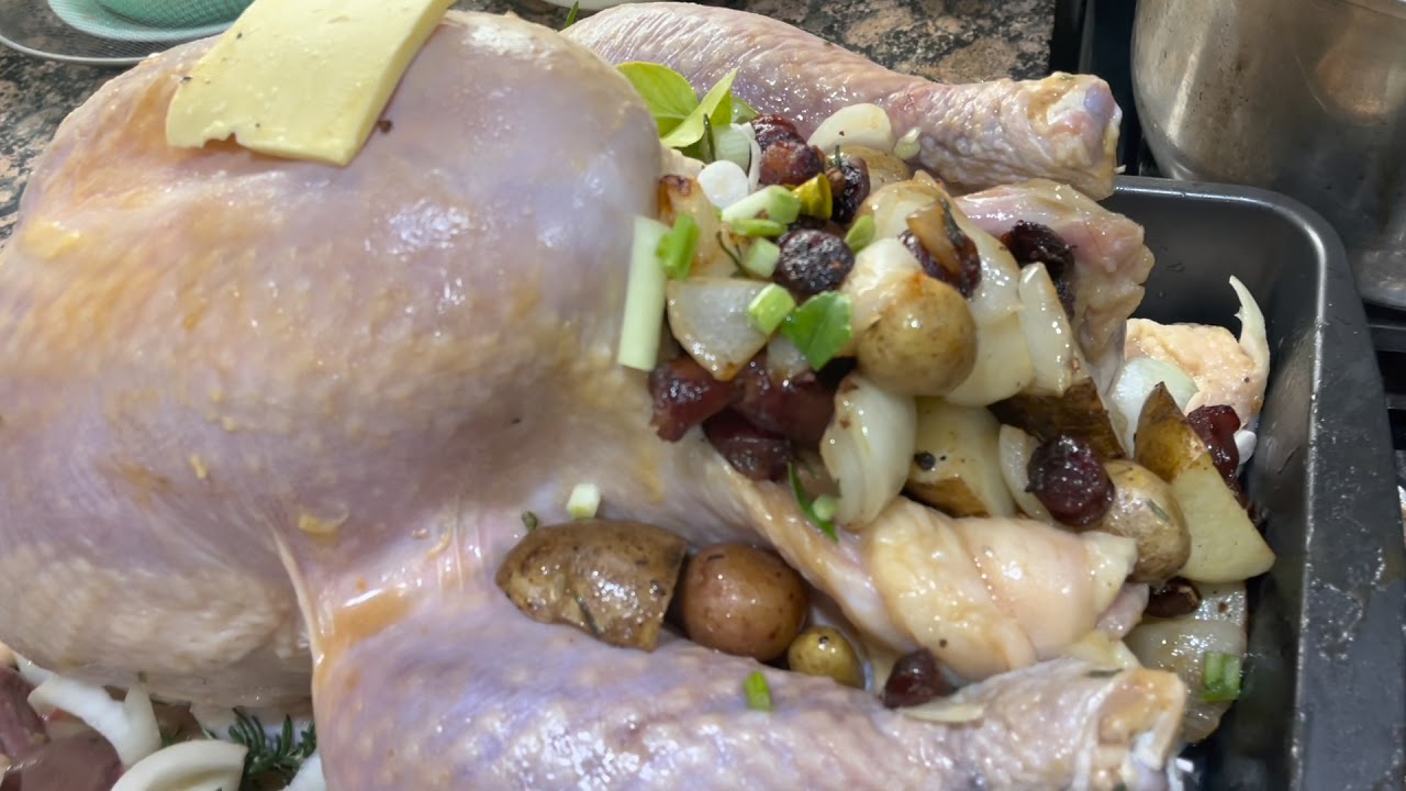 Fijian Lovo - Underground Cooking