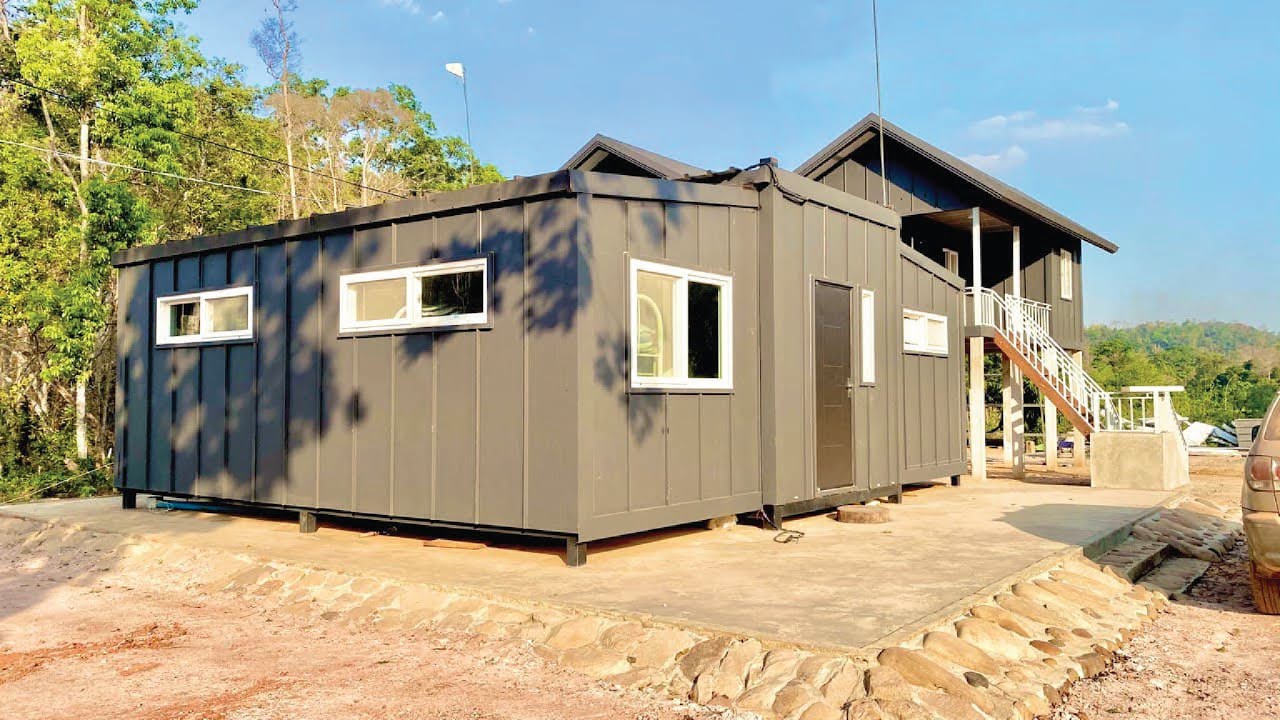 Folding House 8x7