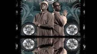 Three 6 Mafia-Swervin (feat Mike Jones and Paul Wall)