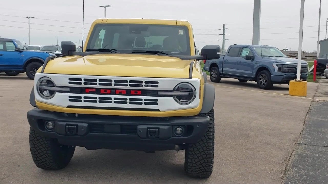 2024 Ford Bronco Heritage Limited Edition Sport Utility New. walk around for sale in Beaver Dam, Wis