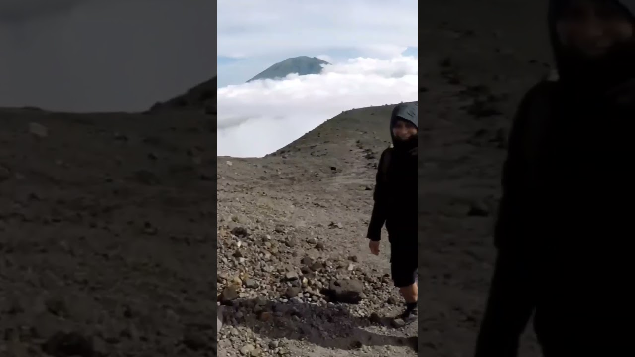 lautan awan gunung merapi 