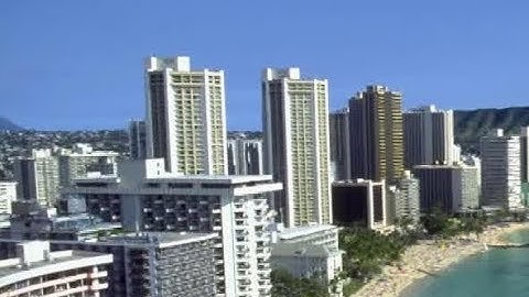 HAWAII WILL FINE THOSE WHO TEXT AND WALK