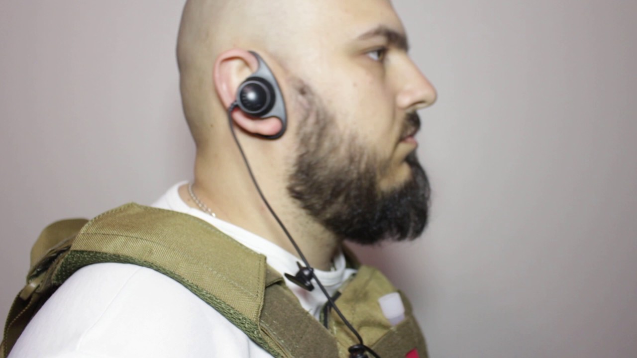 Обзор гарнитуры с наушником D-Shape и микрофоном.