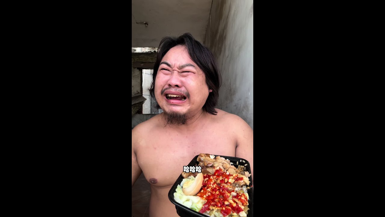 【叫兽】兄弟们我又站起来了，搞个猪脚饭吃上一吃。#网吧大神 #记录真实生活 #网吧挂帐大神W