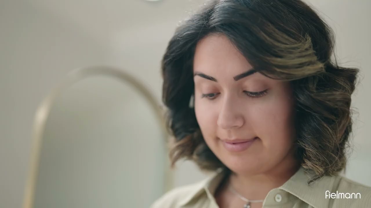 Kontaktlinsen richtig reinigen: All-in-One-/Kombilösung Pflegemittel Tipps | Fielmann