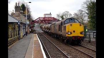 Class 37 | Rail Head Treatment Train | Other Trains | [HD]