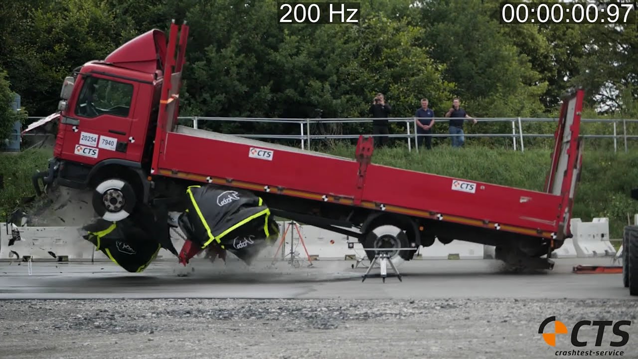 Crashtest / IronBloX-BSB / Stahlkontor GmbH & Co KG / 48 km/h / 7200 kg