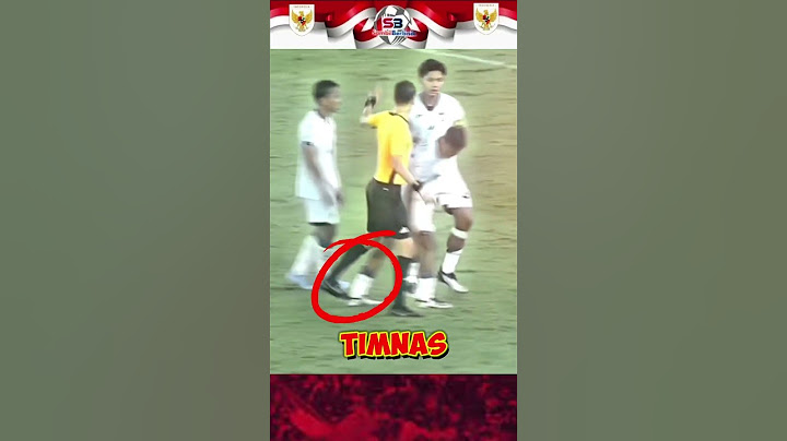 A Filipino player was knocked out, but the referee stepped on the foot of a national team player....