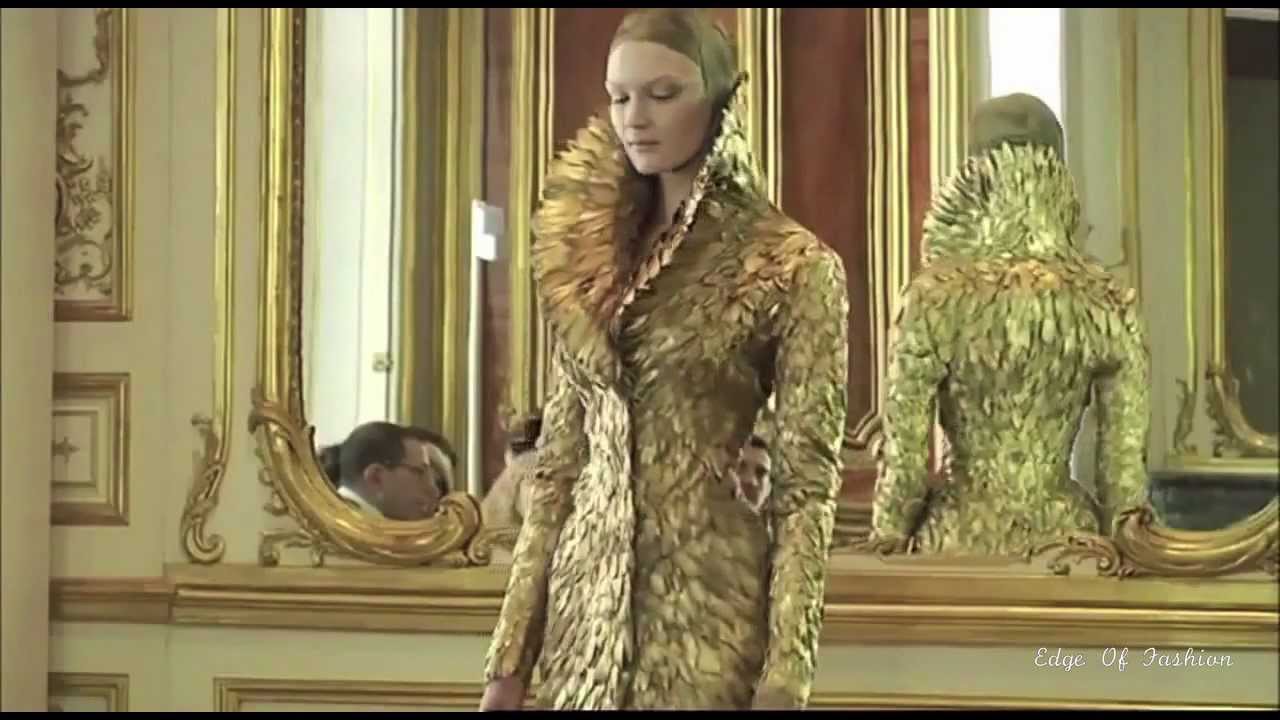 Alexander McQueen ✰ Fall/Winter 2010/2011 Full Edited Show 