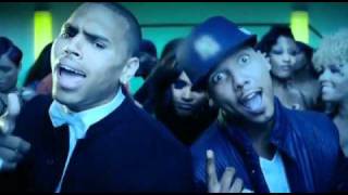 Juelz Santana ft Chris Brown-Back To The Crib