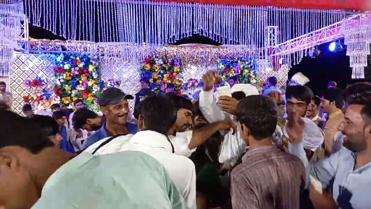 yah mere dost ki Shaadi hai