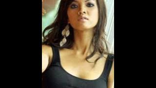 Kumpulan Foto bikini Farah Quinn