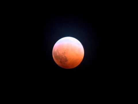 Lunar Eclipse Blood Moon Time-lapse - Oahu,Hawaii 10-8-14