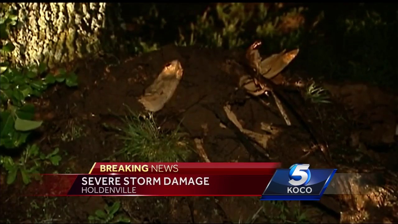 Damage reported after possible tornado touches down in Holdenville