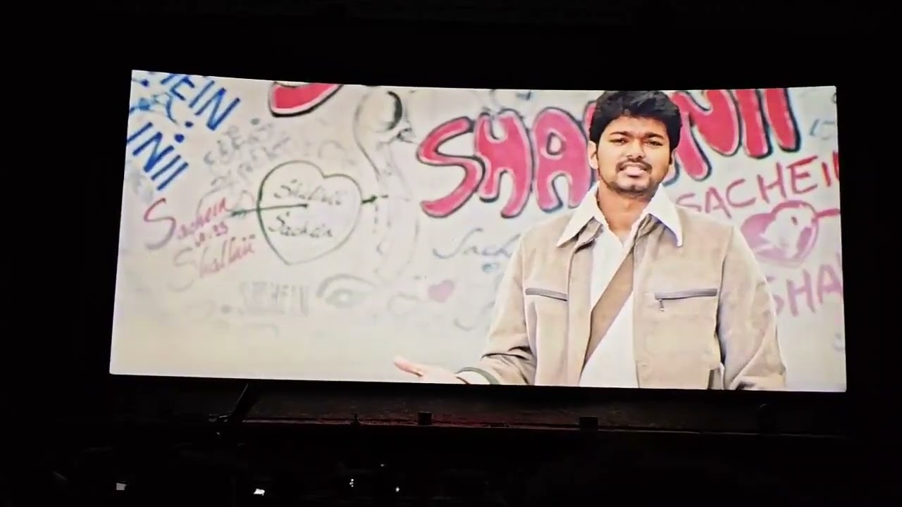 Sachein Re-Release Interval Theater Response | Thalapathy Vijay