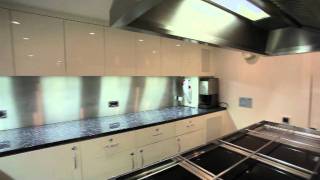 Le Volpi - 2010 Sunseeker Predator 130 - Dbeere Yachts
