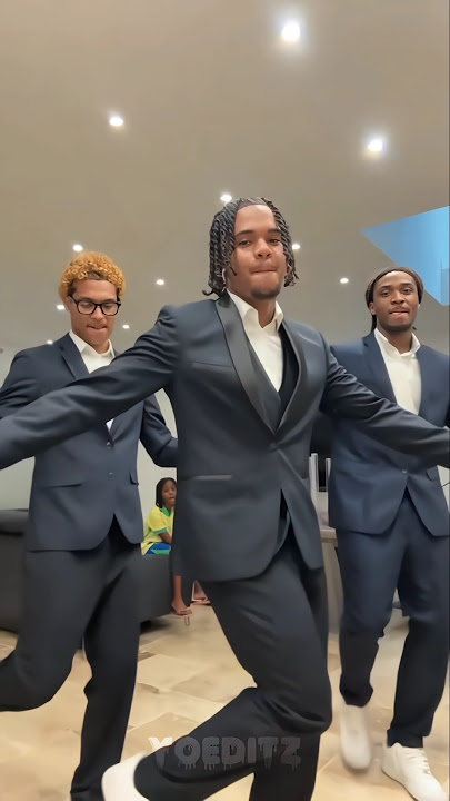 What's your favorite emoji combo? (🏎💨) #onedance #drake #danceedit