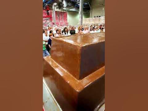 Самая большая шоколадка в мире ТЫ ЗАХОЧЕШЬ ЕЕ - YouTube