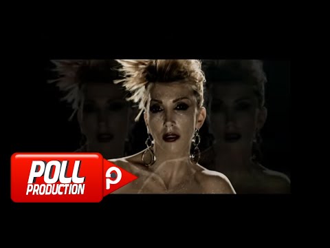 Hande Yener - Yasak Aşk & Sopa