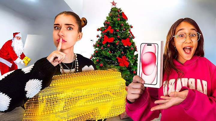 Nuestros REGALOS de NAVIDAD *pillamos a Papa Noel*