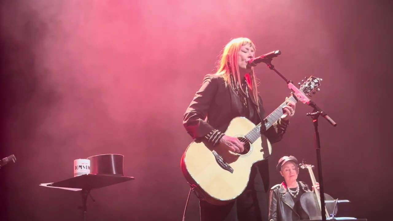 Suzanne Vega live @ Cenon Bordeaux