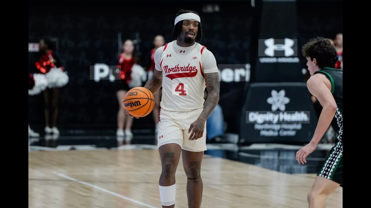 Josiah Davis (G) - 6'3