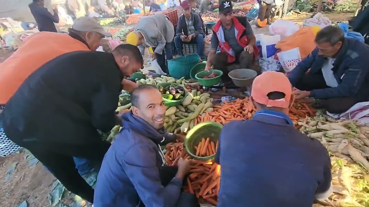 خيرات موجودة في سوق الاسبوعي سيدي محمد بن رحال نقدم لكم أتمنة خضار