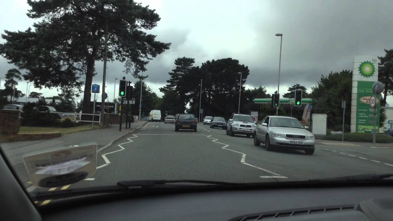 follow sign for Ringwood at the Mountbatton roundabout YouTube