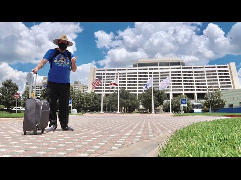 Staying at Disney’s Contemporary Resort - 500k Celebration / Room Tour with Magic Kingdom Overlook