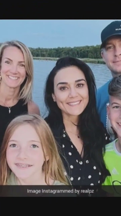 ❣️Preity Zinta with family#twice kids jai Zinta &gia Zinta 🥰#kya kahna song status 💕#mom Nilprabha#