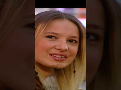 فكرت شافت حبيبها السابق مسلسل الأوراق المتساقطة  