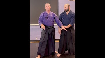 How to do Aikido Front Roll Ukemi for beginners and advanced