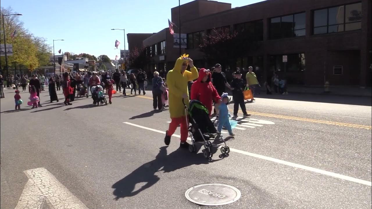 Leominster Halloween Parade 10222022 YouTube