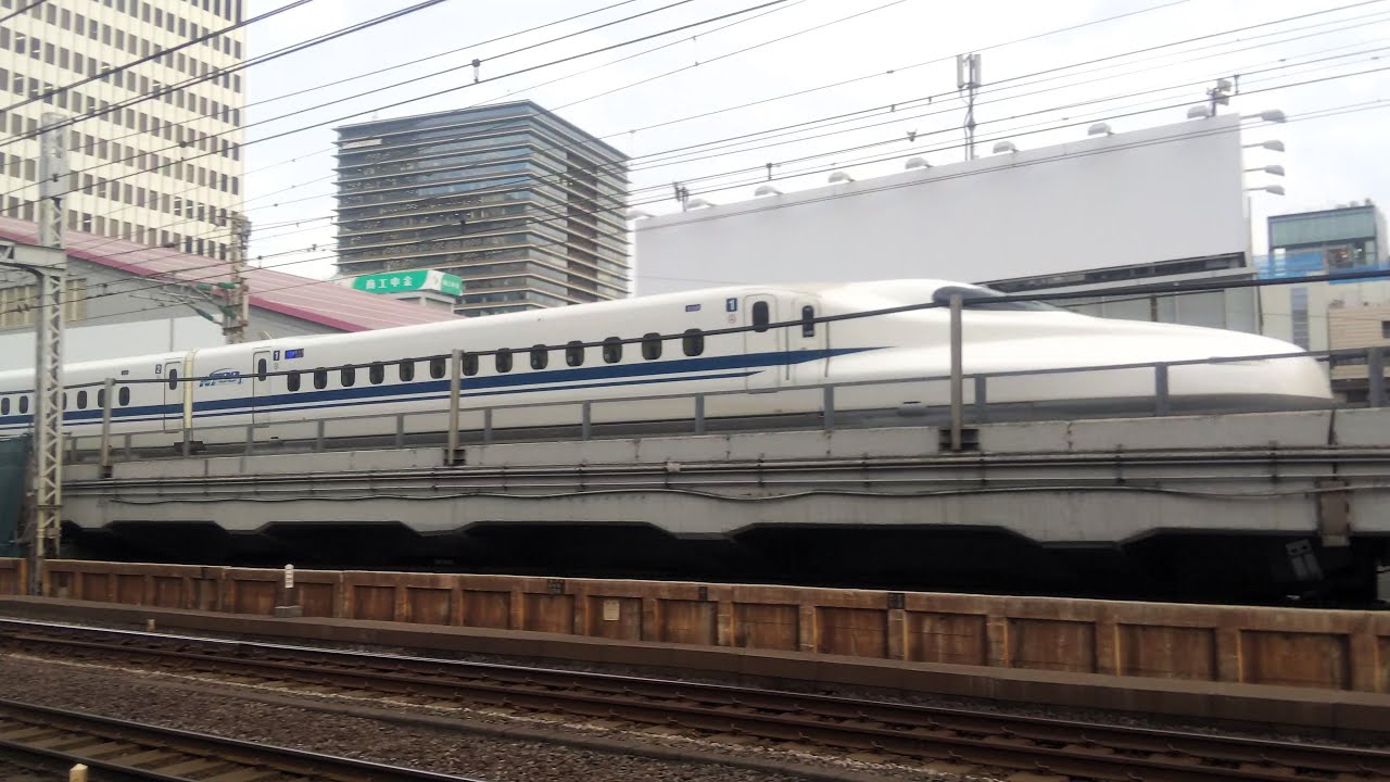 東海道新幹線 こだま737号（N700系電車）有楽町駅を通過。JR Tokaido