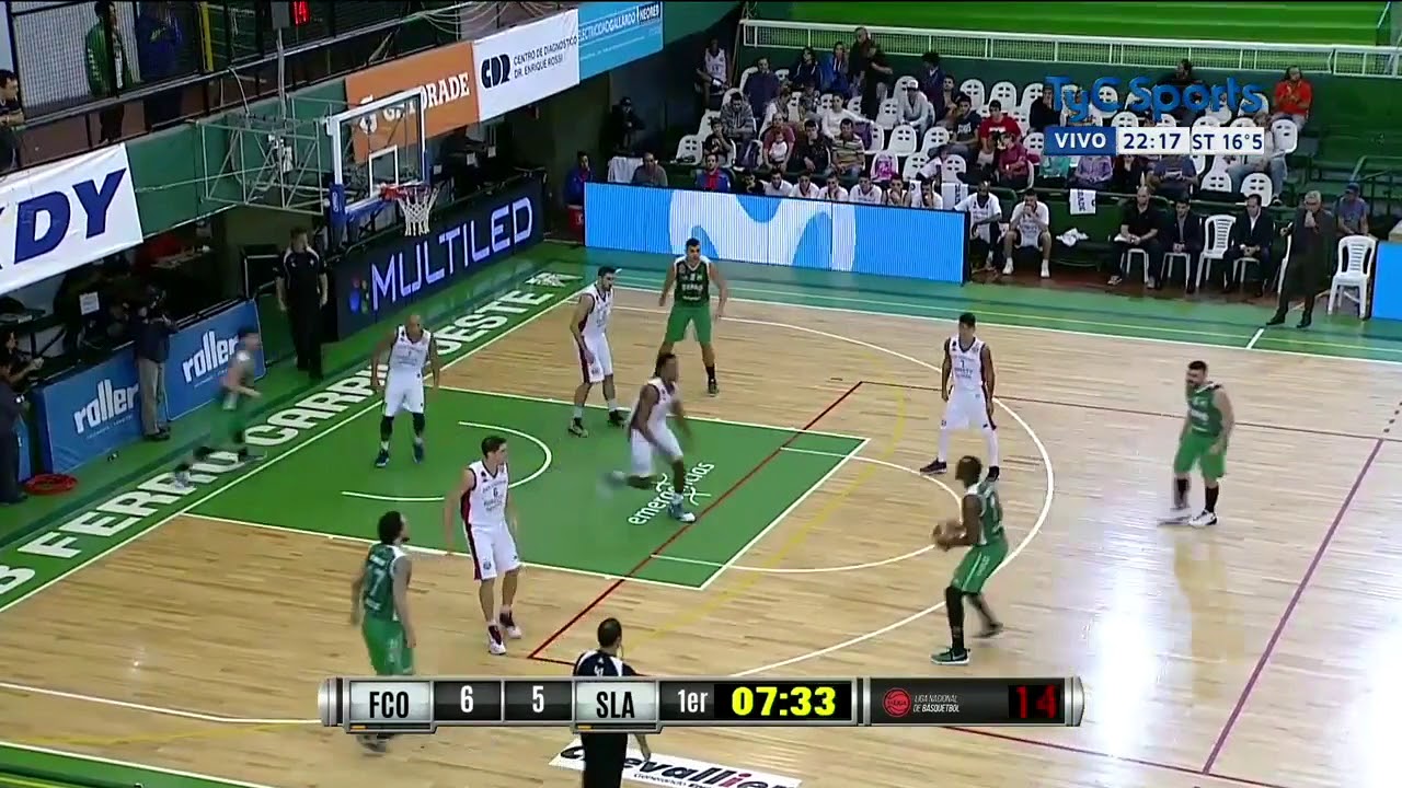 Ramon Clemente Step Back 3 pointer vs San Lorenzo
