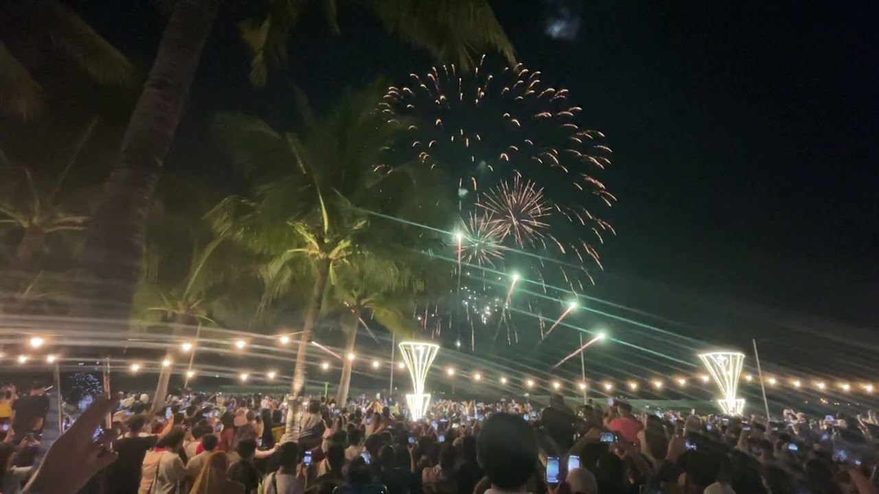 MOA COUNTDOWN 2026  #newyear #fireworks