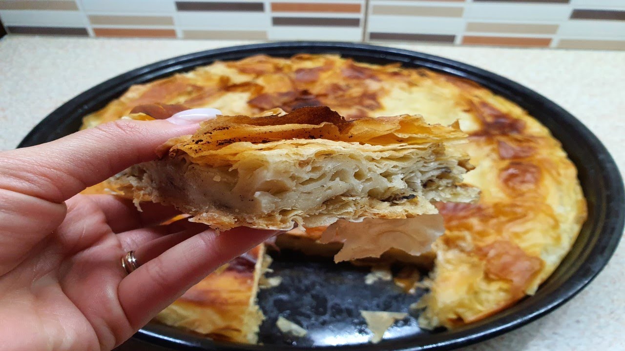 Sekreti i byrekut me qumesht dhe peta te pjekura. Receta tradicionale