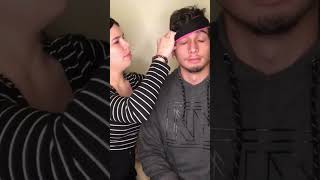 Probando Cosas Con Los Ojos Vendados