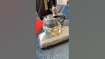 This Hoover Is 90 Years Old – And It’s Running Again Thanks to a Little Help from Our Friends