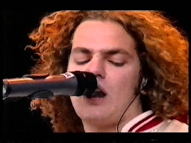 Toploader, Dancing In The Moonlight, live at Glastonbury 2000 Toploader, Dancing In The Moonlight, live at Glastonbury 2000