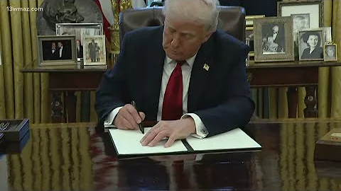 Trump announces 25% tariffs on all imported cars and auto parts