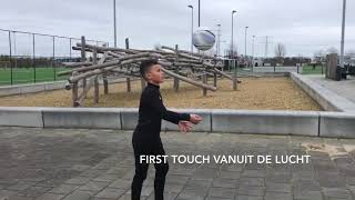 Huiswerk 8: 1st touch hoge bal 6 april
