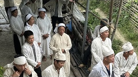 Lễ vào đám và đón khèn đám ma ông cụ Nguyễn Văn Tấng thôn nà nghè xã Ngọc Long 