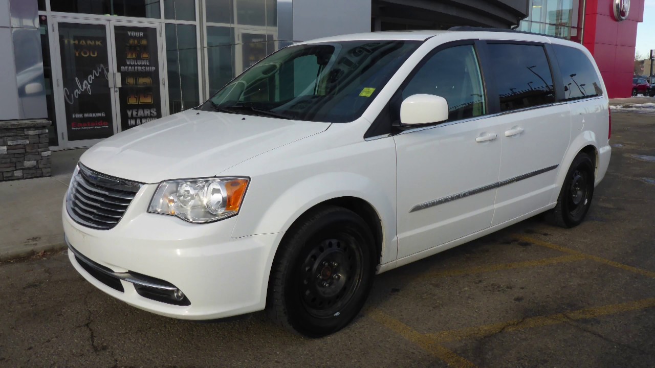 2015 Chrysler Town & Country Touring Ovidiu - Eastside Dodge - Calgary Alberta