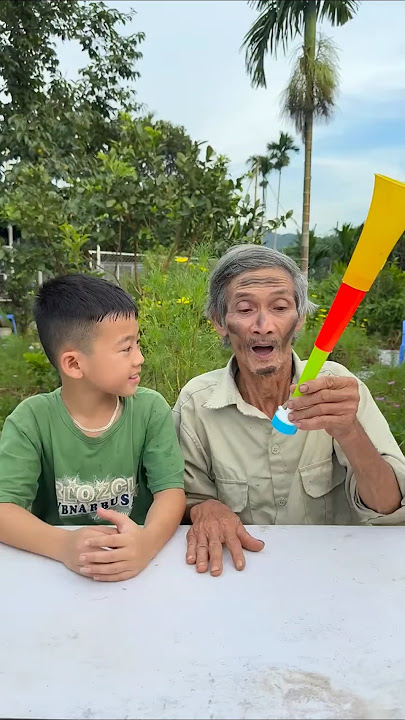 Download lagu cáu bè tõt bûng bat chuoc ong noi 😜😆#shorts #youtubeshorts