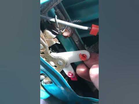 Jeep Wrangler TJ Door Latch Stuck on Lock. - YouTube