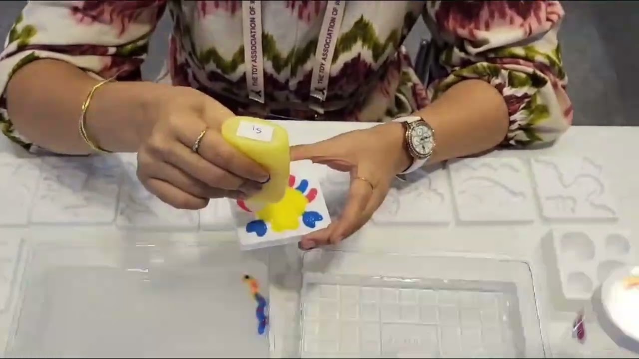 Make a Splash with Fundoo Labs Aqua Squish 3D Playset! 🌊✨