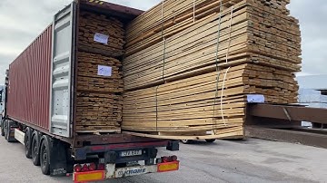 Loading 40ft container sawn timber. Maderlita