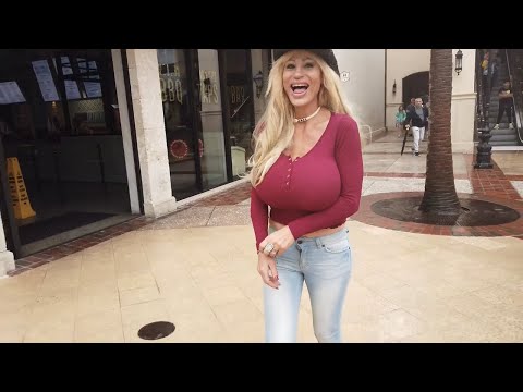 Lacey Wildd rainy day shopping at Disney Springs, Orlando Florida