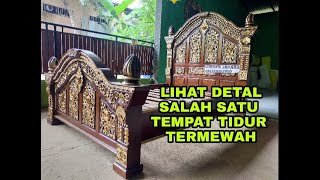 Inilah salah satu tempat tidur termewah, dipan gebyok